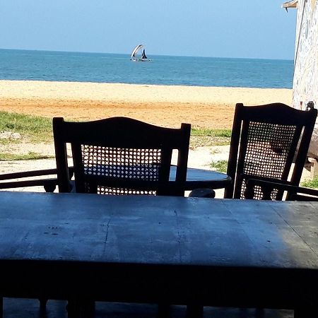 Hotel The Sea House Kudapaduwa Exterior foto